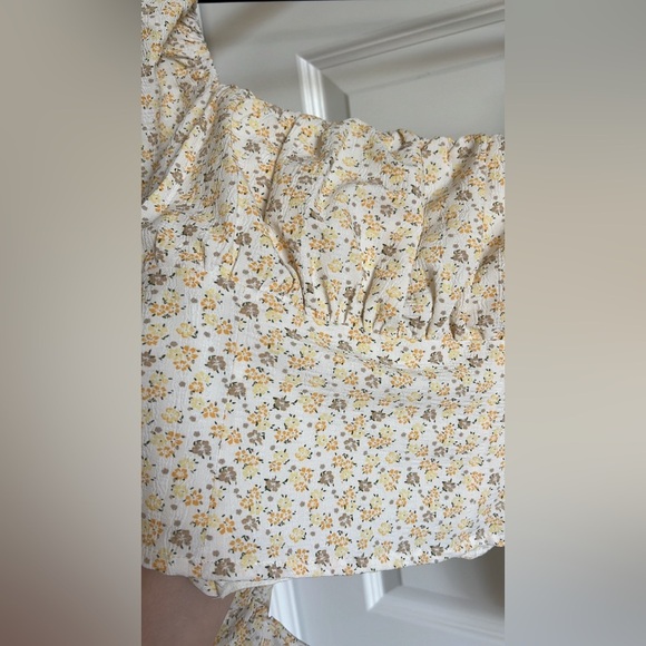 Lush Top - Picture 2 of 3